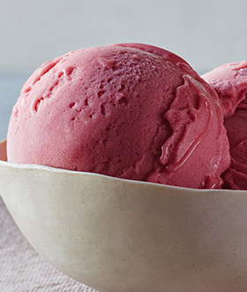 Raspberry Sorbet Ice Cream Scoop - Häagen-Dazs IN