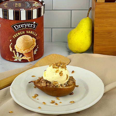 Dreyer's™ Baked Pear & Oats Crumble with French Vanilla