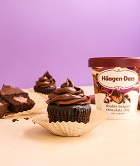 Häagen-Dazs® Chocolate Ice Cream Cupcakes | IceCream.com Recipes