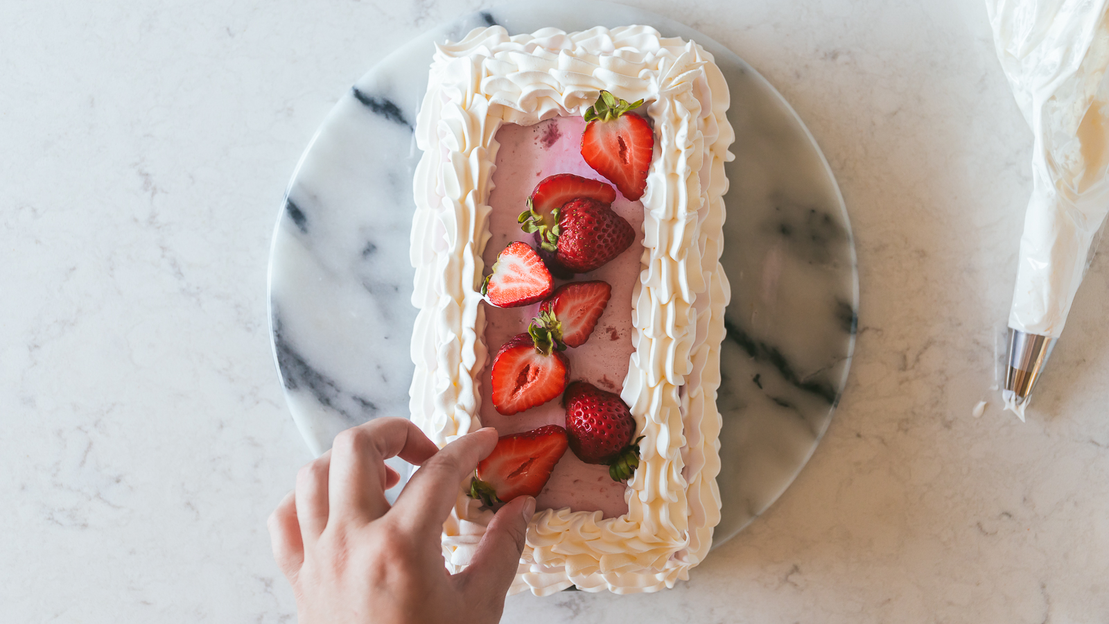 Dreyer's Easy Strawberry Icebox Cake Recipess