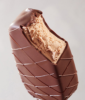 Haagen-Dazs chocolate  ice cream bar inside view