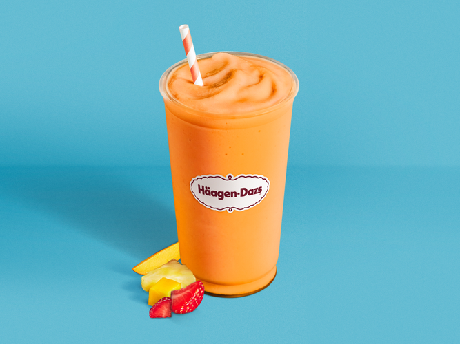 Strawberry Mango Smoothie Strawberries and peaches with Mango Sorbet, and pineapple juice.