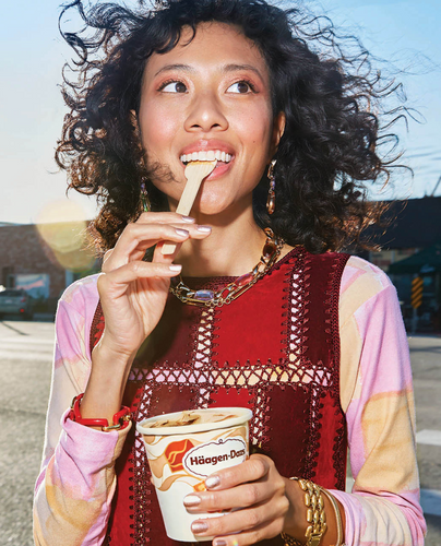 Häagen-Dazs Unforgettable, unapologetic indulgence. That’s Däzs™